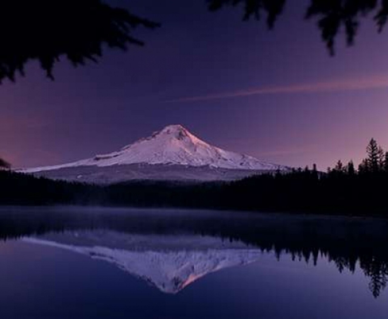 Trillium Lake Poster Print by Ike Leahy - Item # VARPDXPSLHY284